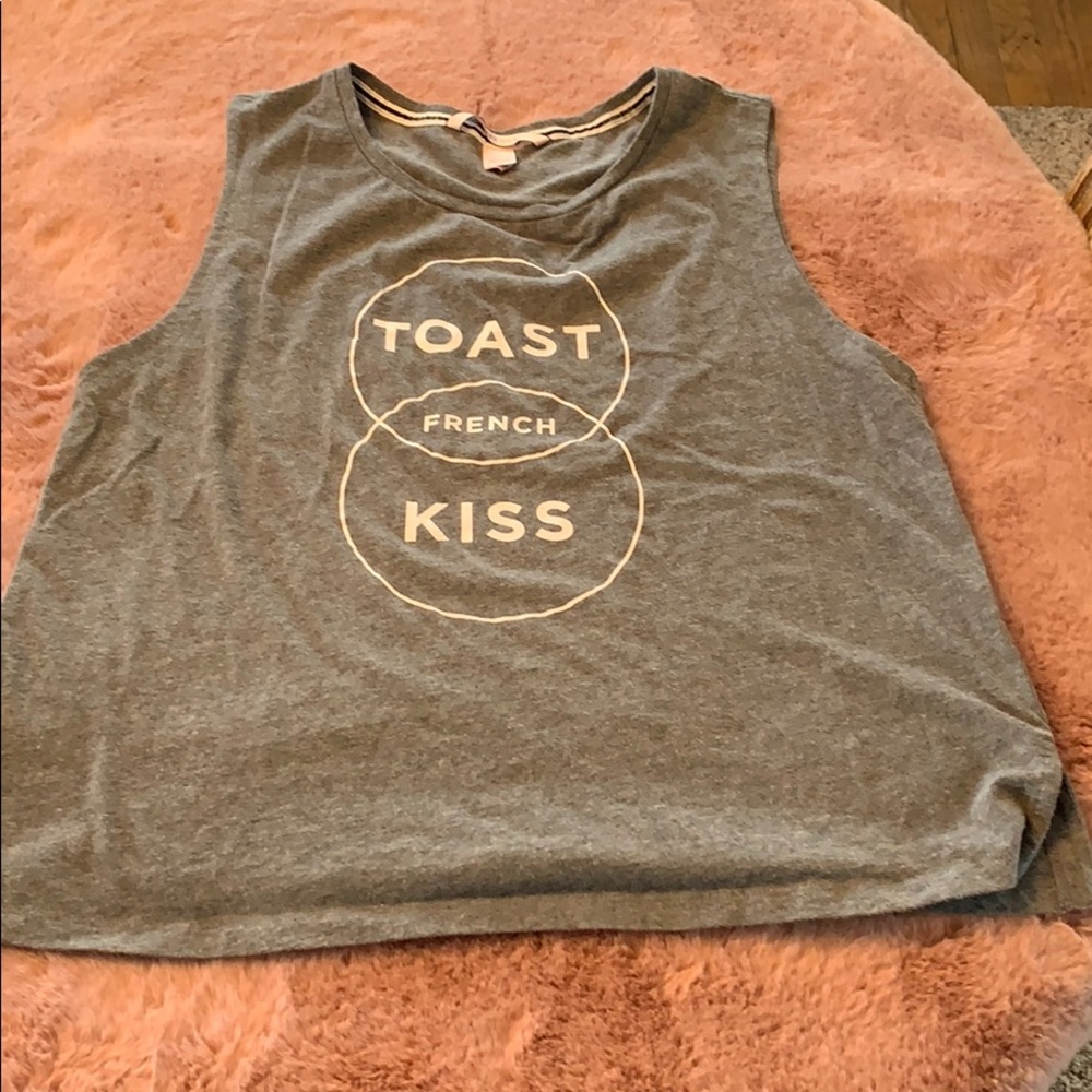 VS Gray Sleeveless Top